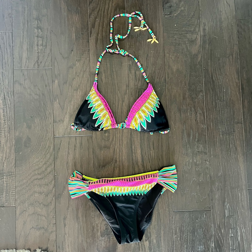 Trina Turk Bikini Set (Size 4 top/6 bottom)